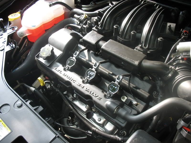 2.7 Engine Cover | Dodge Avenger Forum